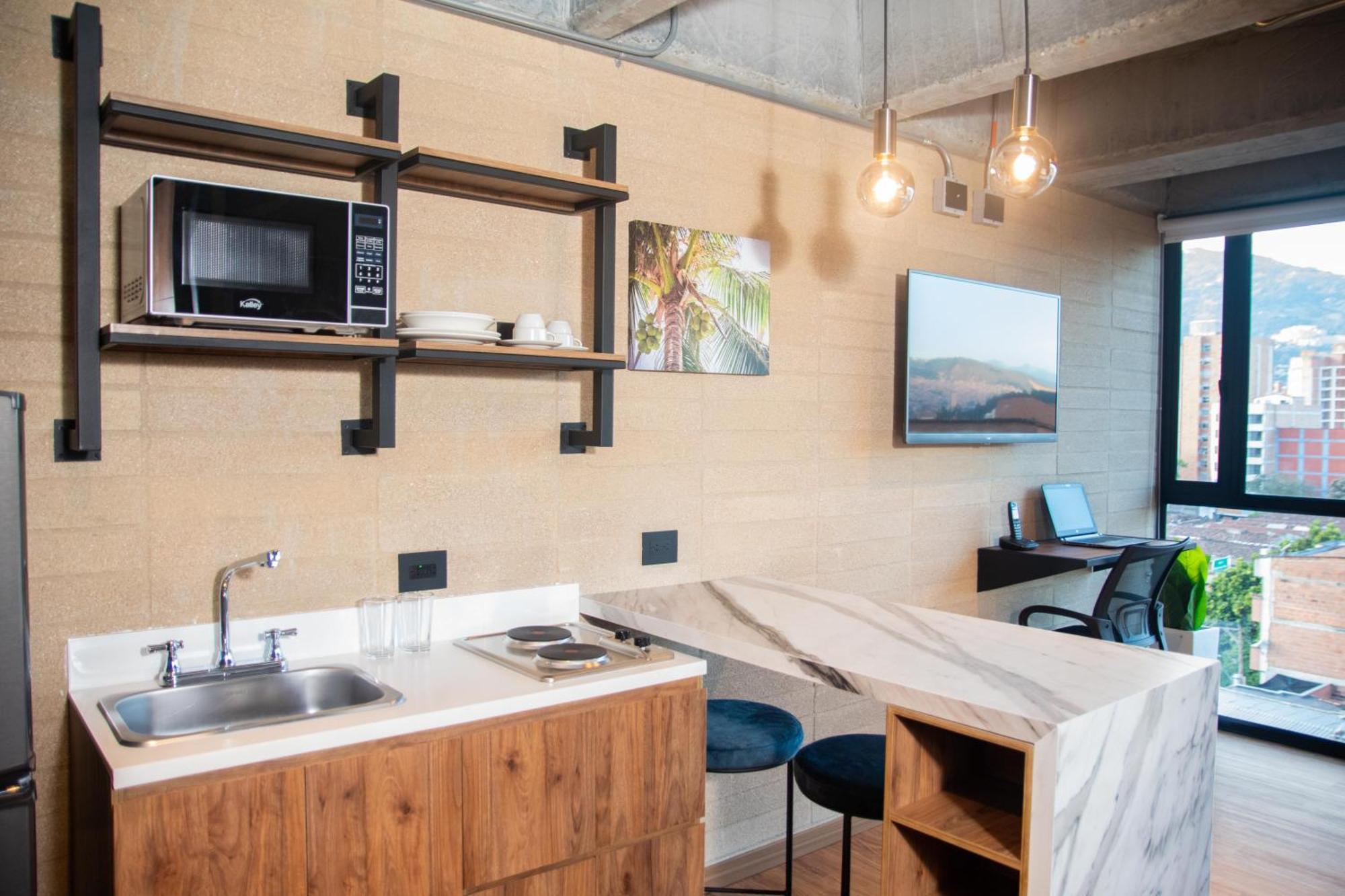 Loft 43 公寓式飯店 *